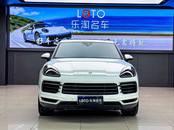 Фото 2 - Porsche Cayenne