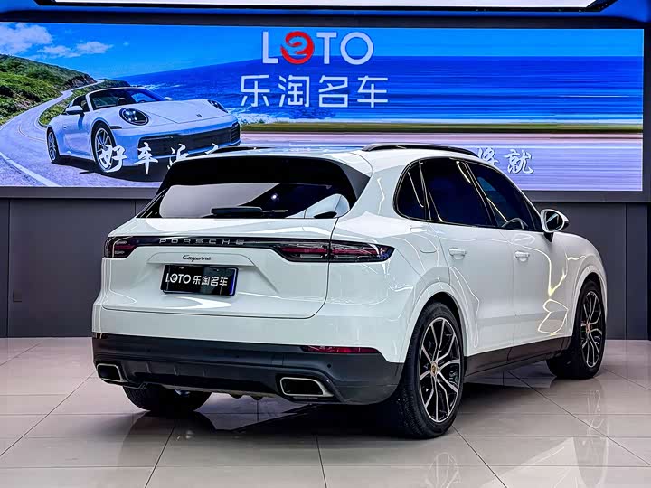 Фото 3 - Porsche Cayenne