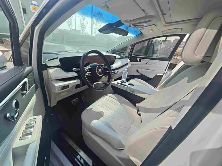 Фото 7 - Buick GL8 Hybrid