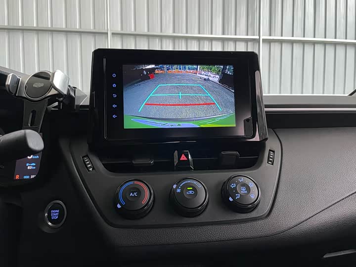 Фото 9 - Toyota Corolla