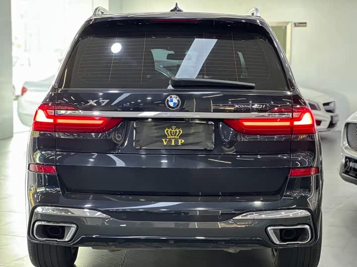Фото 8 - BMW X7