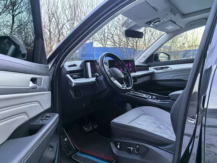 Фото 7 - Volkswagen Tavendor