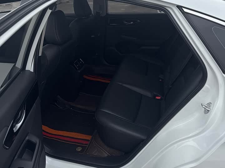 Фото 8 - Honda Envix