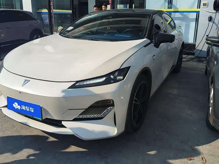 Фото 1 - Changan Deepal SL03