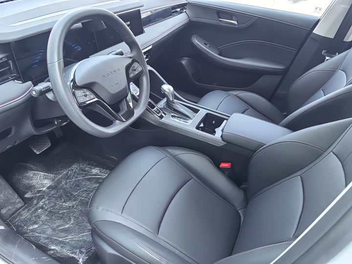 Фото 3 - Roewe i5