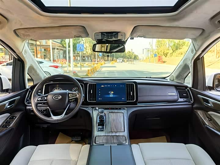 Фото 8 - GAC Trumpchi M8