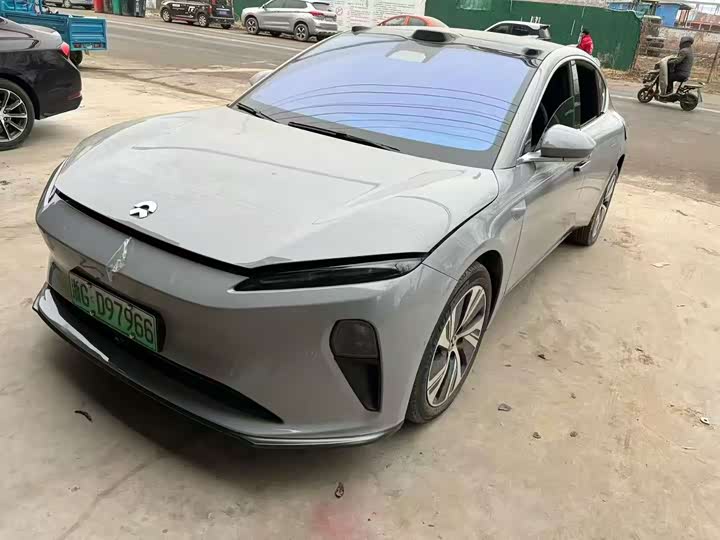 Фото 1 - Nio ET5