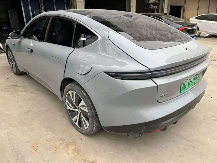 Фото 3 - Nio ET5