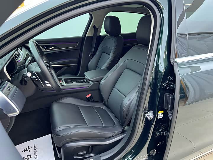 Фото 7 - Jaguar XF L