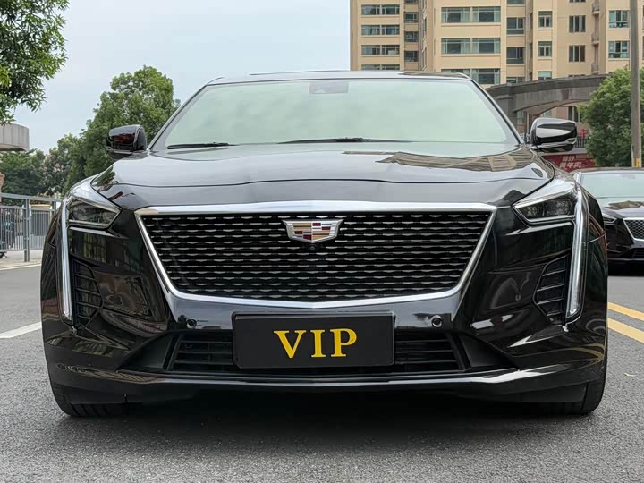 Фото 2 - Cadillac CT6