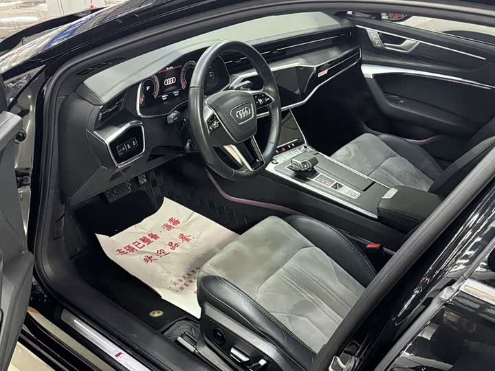 Фото 4 - Audi A6L