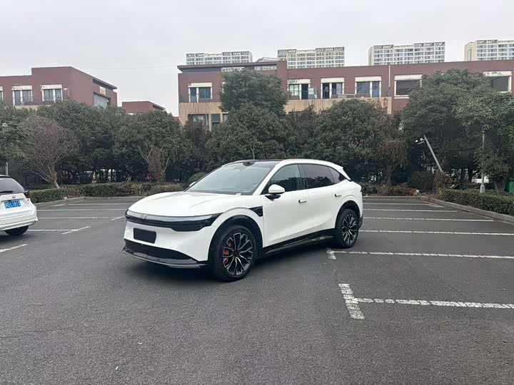 Фото 1 - Zeekr 7X