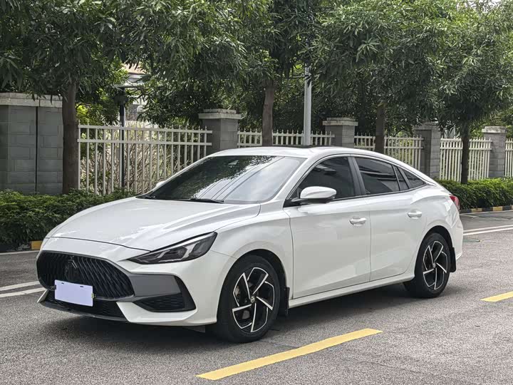 Фото 1 - MG Motor 5