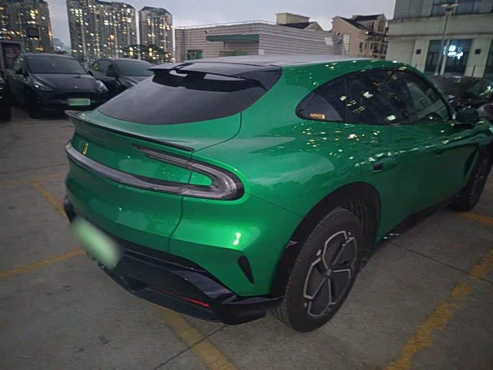 Фото 7 - Xiaomi YU7