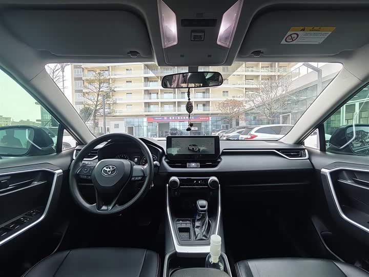 Фото 6 - Toyota Wildlander