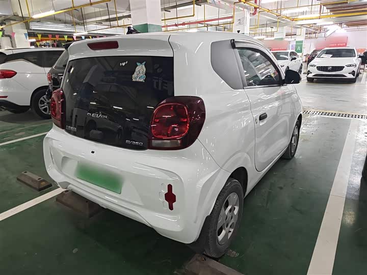 Фото 7 - Roewe Clever