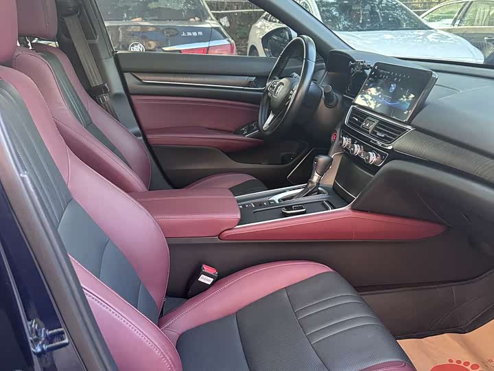 Фото 6 - Honda Inspire