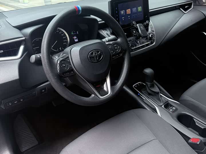 Фото 5 - Toyota Corolla