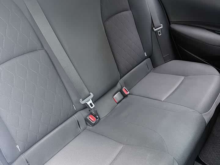 Фото 9 - Toyota Corolla