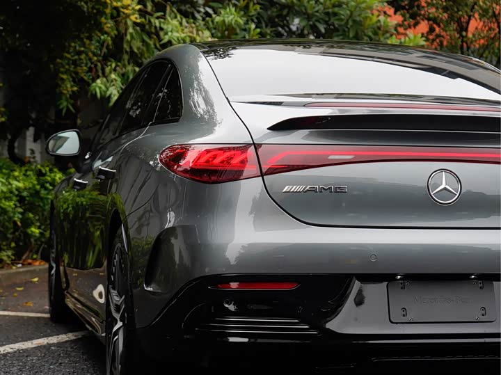 Фото 8 - Mercedes-Benz EQE AMG