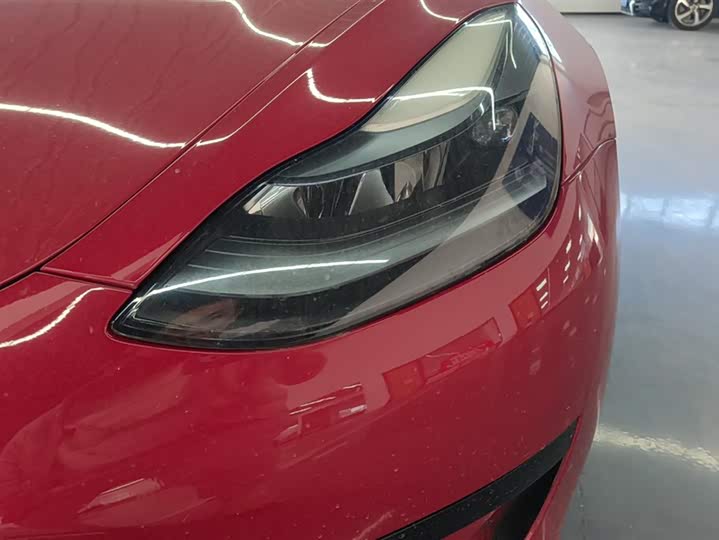 Фото 5 - Tesla Model 3