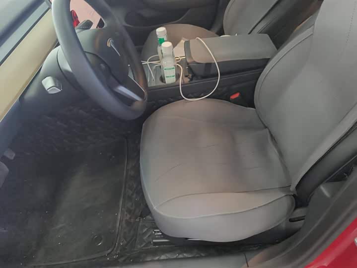 Фото 9 - Tesla Model 3