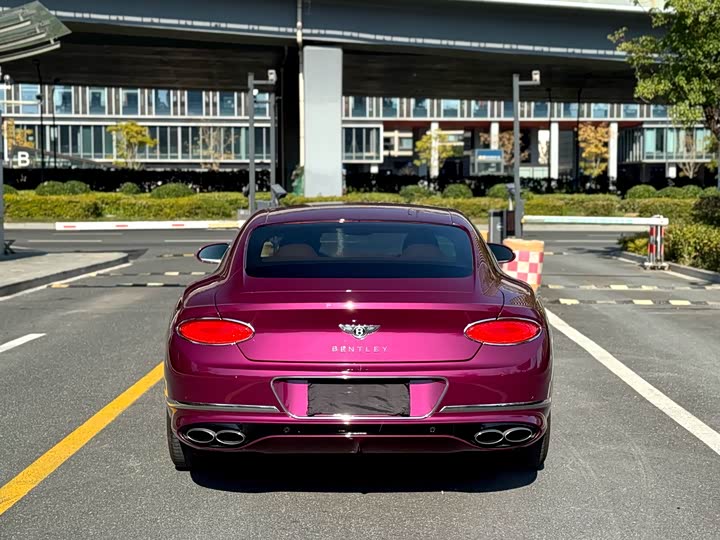 Фото 8 - Bentley Continental GT