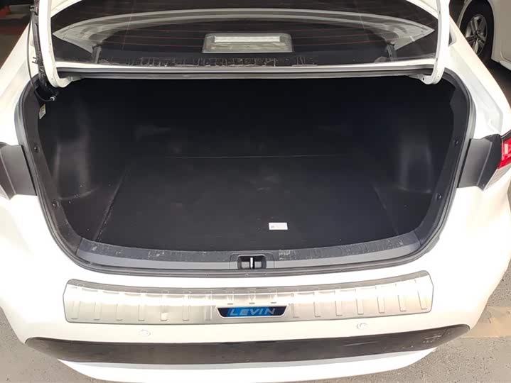 Фото 4 - Toyota Levin