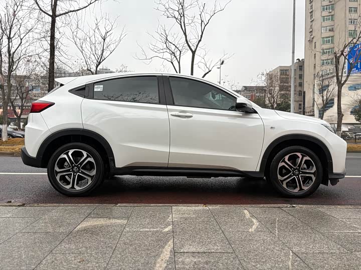 Фото 8 - Honda XR-V