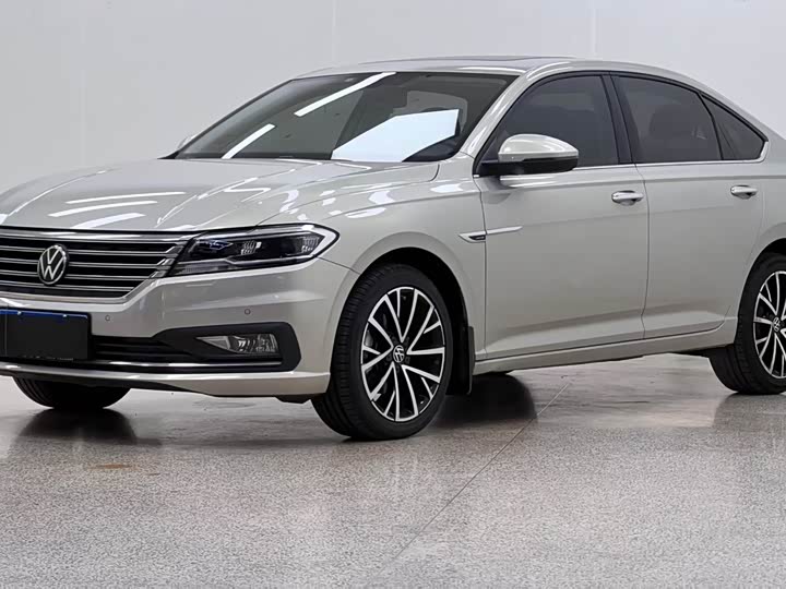 Фото 1 - Volkswagen Lavida