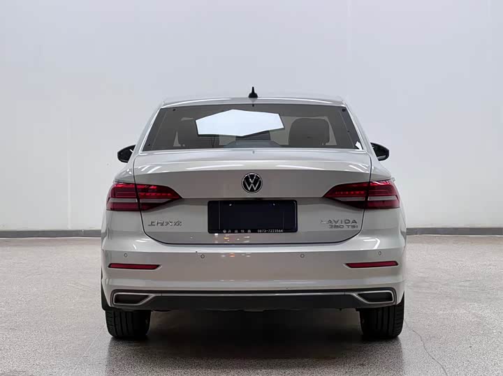Фото 5 - Volkswagen Lavida