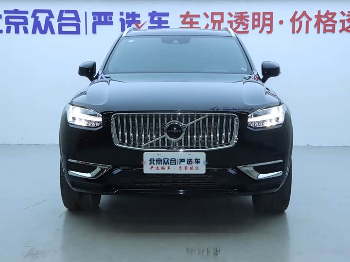 Фото 3 - Volvo XC90