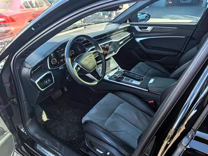 Фото 7 - Audi A6L