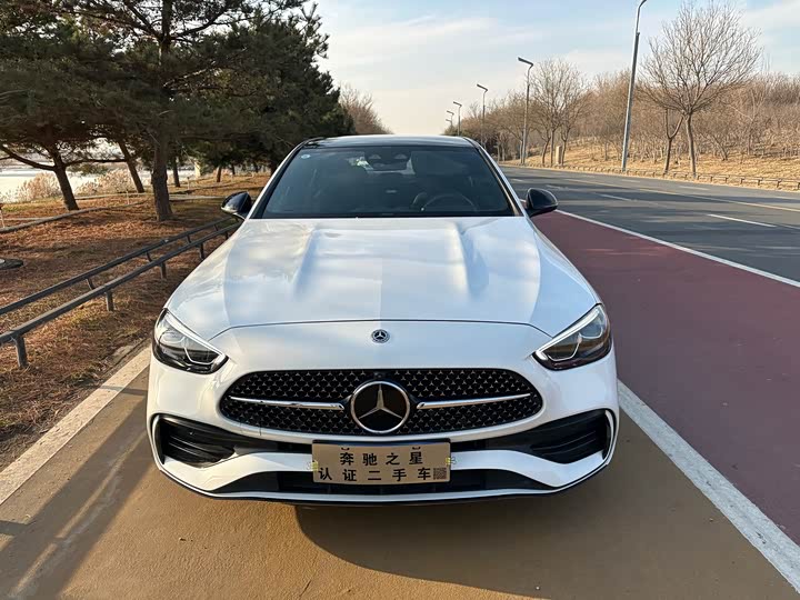 Фото 1 - Mercedes-Benz C-Class