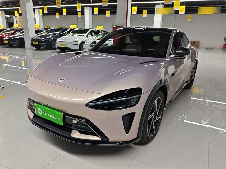 Фото 2 - Xiaomi YU7