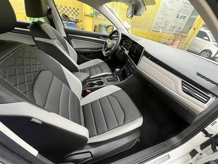 Фото 4 - Volkswagen Bora