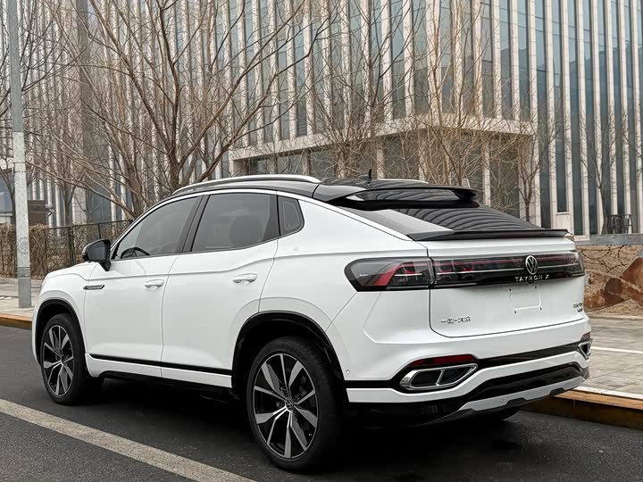 Фото 3 - Volkswagen Tayron X