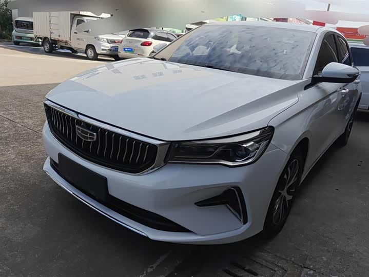 Фото 1 - Geely Emgrand