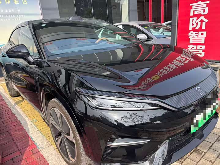 Фото 1 - BYD Song L