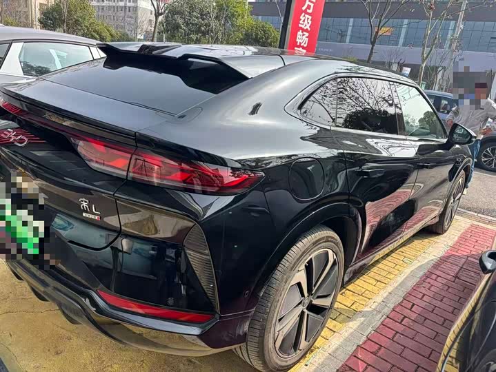 Фото 3 - BYD Song L