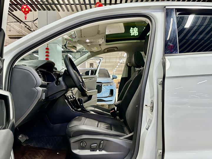 Фото 4 - Volkswagen T-Roc