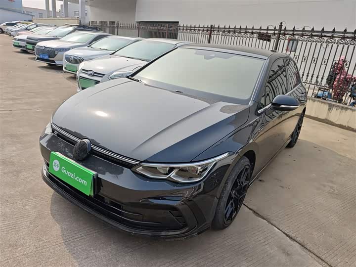 Фото 2 - Volkswagen Golf