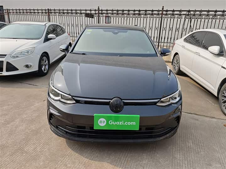 Фото 3 - Volkswagen Golf