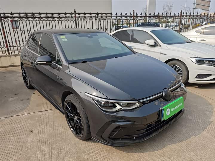 Фото 4 - Volkswagen Golf