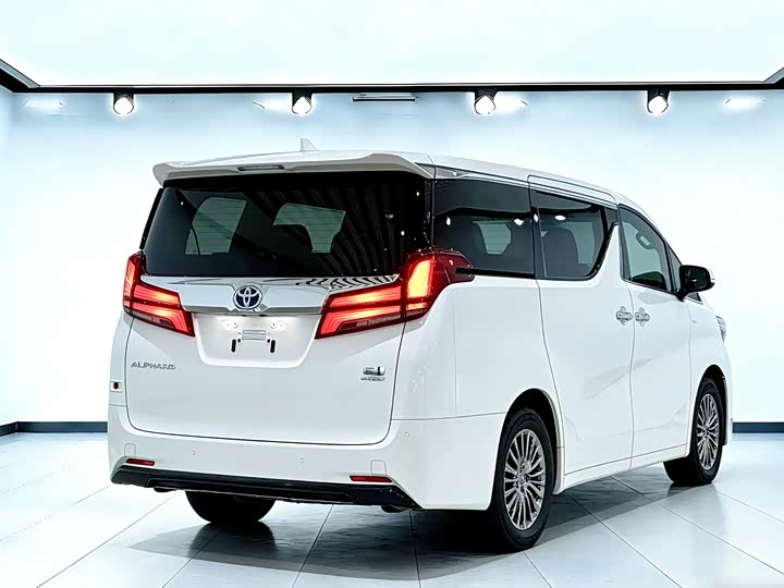 Фото 4 - Toyota Alphard