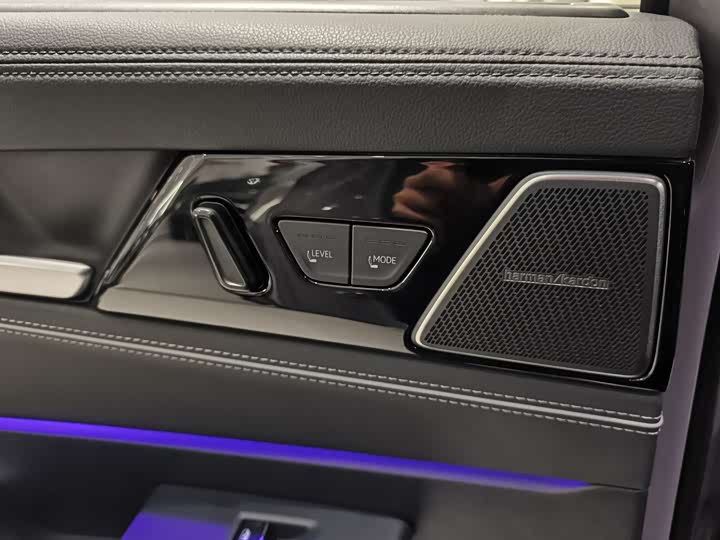 Фото 6 - Volkswagen Passat