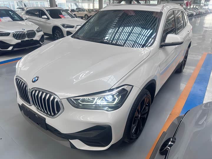 Фото 1 - BMW X1