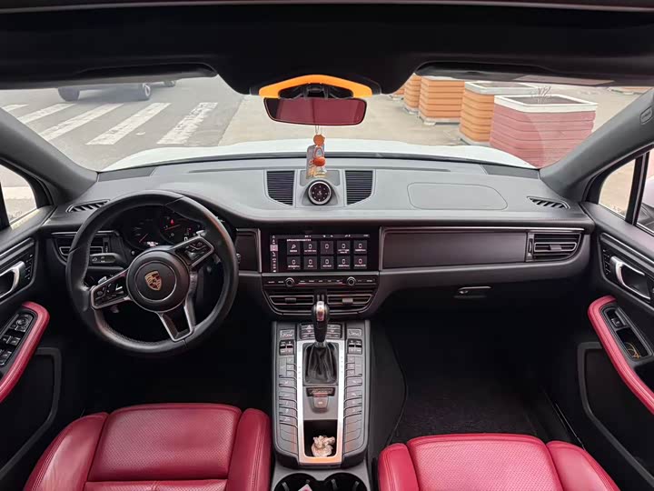 Фото 5 - Porsche Macan