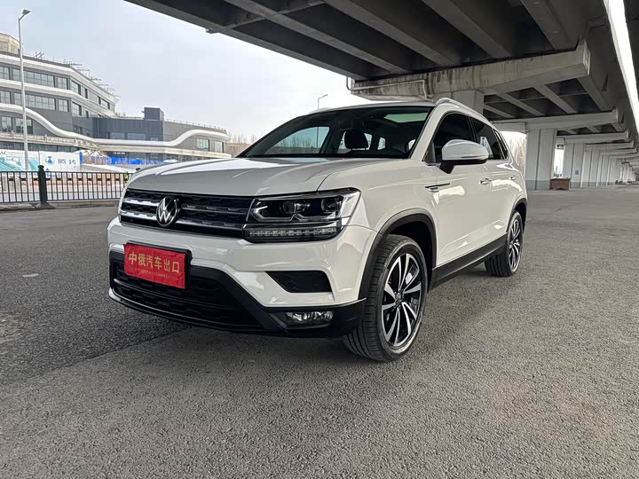 Фото 1 - Volkswagen Tharu