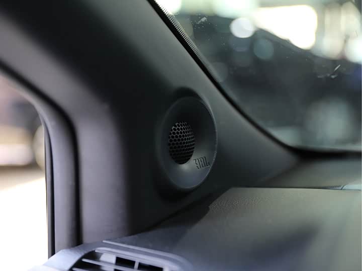 Фото 8 - Toyota Granvia